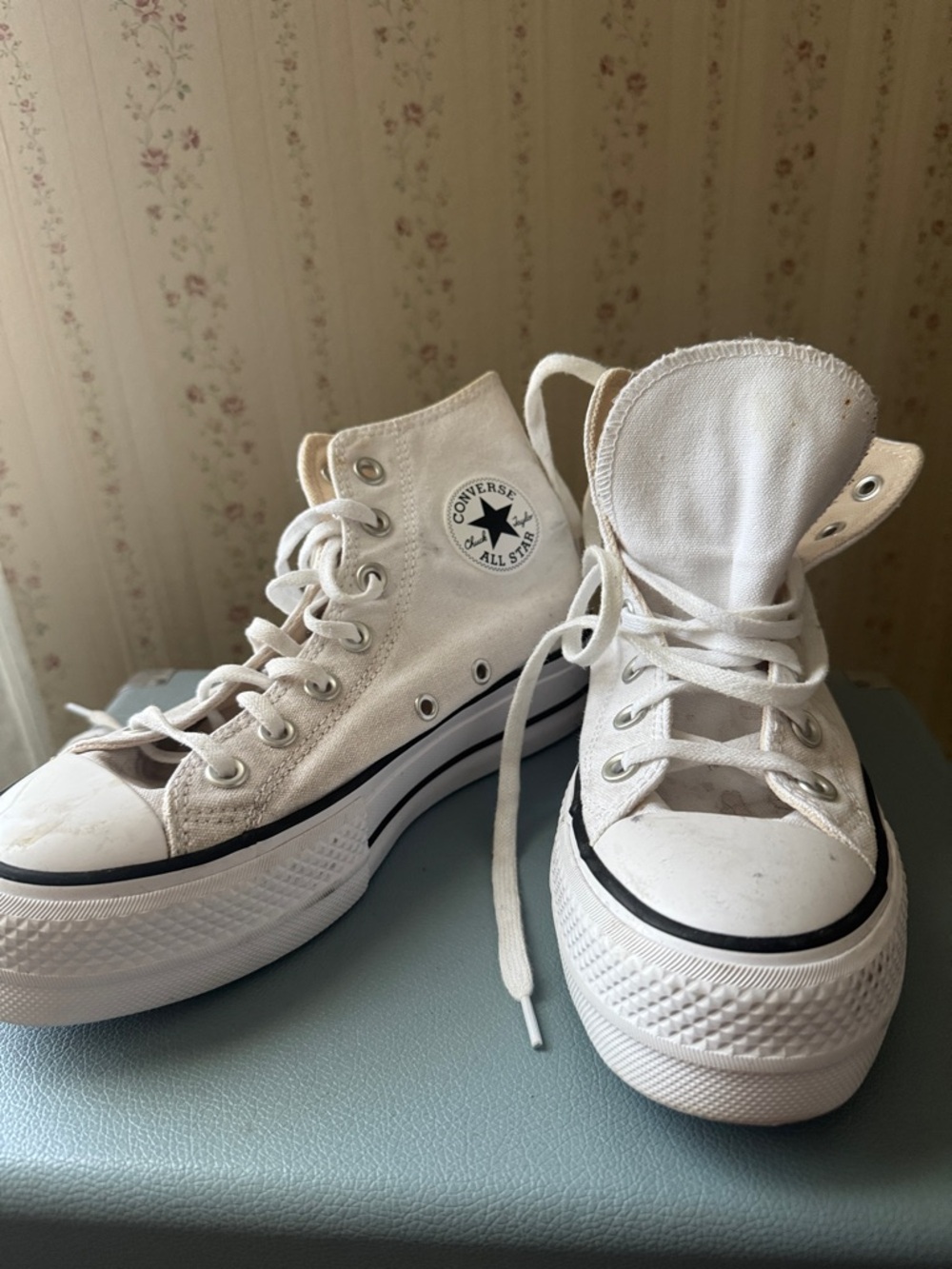 Converse White High-Top Platform Sneakers Sz 6